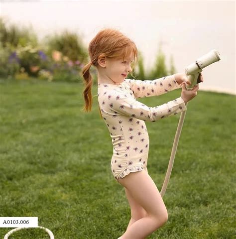 BIKINI HỌA TIẾT NHÍ BÉ GÁI Sỉ 123k 1 set gồm bộ mũ