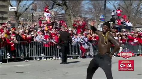 Kansas City Chiefs Linebacker Willie Gay Jr Celebrates Shirtless During Super Bowl LVIII