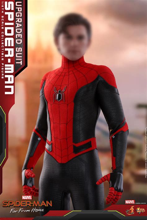 Hot Toys Spider Man Upgraded Suit