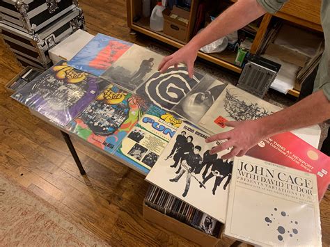 Absolute Vinyl Records & Stereo | Longmont CO