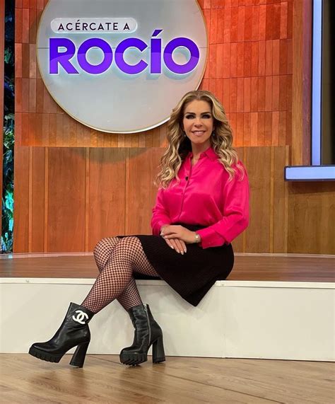 Señoras De TV Respaldo on Twitter Milf en pantimedias de red ROCIO