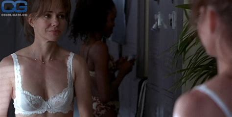 Sally Field Nude Pictures Photos Playboy Naked Topless Fappening