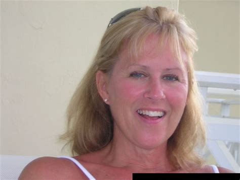 Amateur Blonde Milf Perfect Tits Michelle X Porn Pic