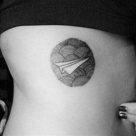 Tatuagem Aviãozinho - Papel de aviãozinho #tattoo #tatuagem #tattooed #blackwork #draw # ...