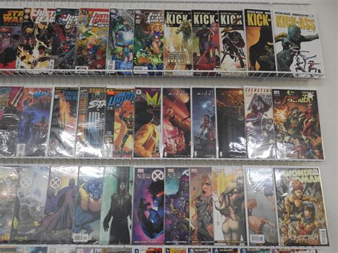 Huge Lot Comics W Wonder Woman Avengers Kick Ass More Avg VF Cond Collections