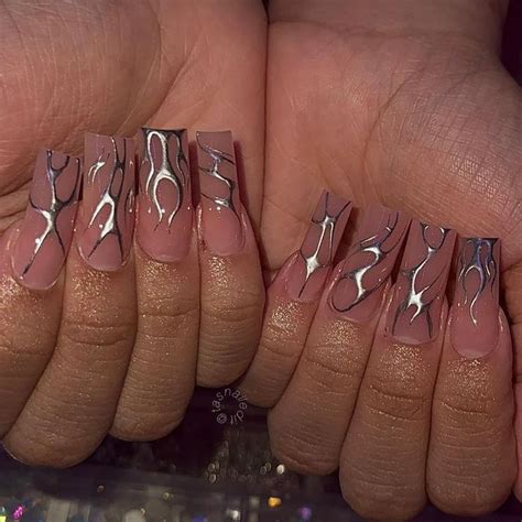 Tas On Instagram Chrome On Nude Using Sissiofficial Molten Metal Paint Metallic