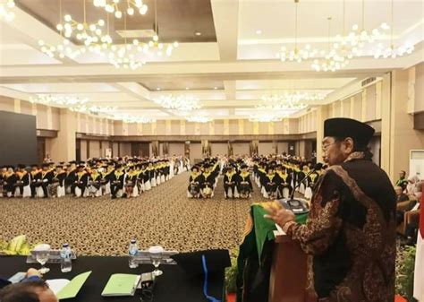 Ki Leonardy Harmainy Pesankan Tiga Hal Saat Wisuda Universitas Taman