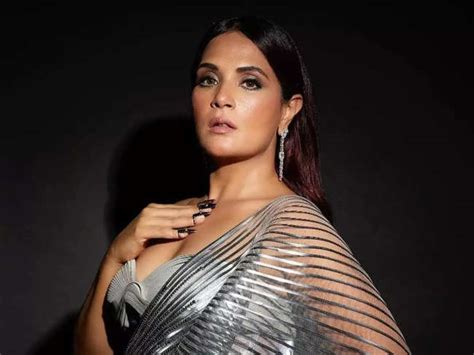 Anupam Kher Kay Kay Menon Criticise Richa Chadha S Galwan Says Hi