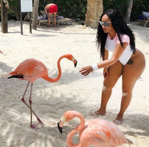 Tahiry Sexy Ass Shesfreaky