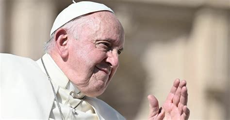 Ethics And Psychology Pope Francis Approves Catholic Blessings For Same Sex Couples But Not