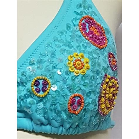 Bikini De Tri Ngulo En Turquesa Bordado Con Lentejuelas Y Abalorios