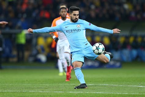 Crosses In Soccer Tips And Tricks For Utilising Crosses