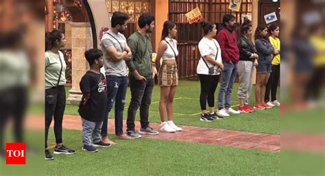 Bigg Boss Marathi Amruta Dhongade Snehalata Vasaikar Yashashri