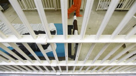 Columbus man pleads guilty to shooting man at Zanesville welding shop