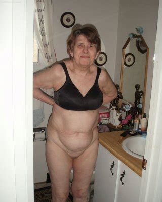 Lovely Granny Porn Pics Pictoa