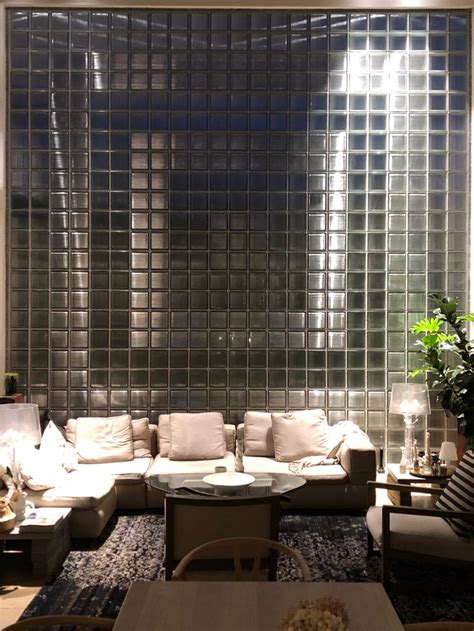 Glass block wall | Glass blocks wall, Glass blocks, Block wall