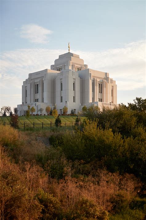 Meridian Idaho Temple Is Dedicated