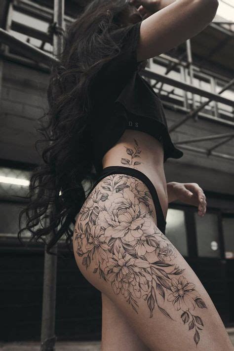 Stylish And Sexy Thigh Tattoo Ideas For Women