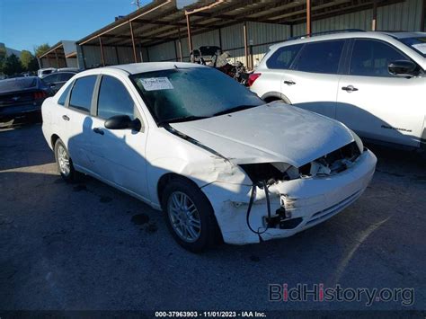 Report 1fahp34n47w185107 Ford Focus 2007 White Gasoline Price And