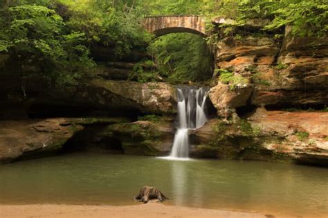 8 Spectacular Hocking Hills Waterfalls to See This Year