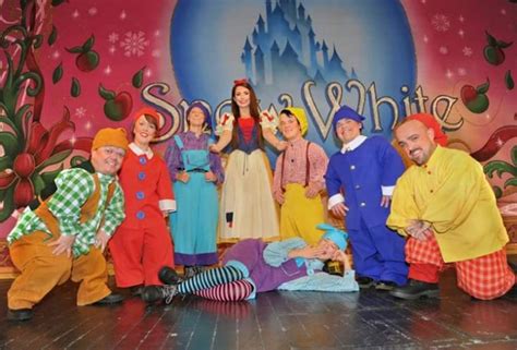 Snow White And The Seven Dwarfs Pantomime At The Tyne Theatre And Opera