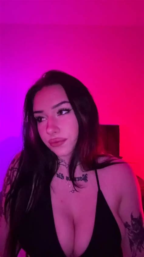 Must See Moment From British Goth Sexy Striptease JOI Amateur Amateur Porn XHamster