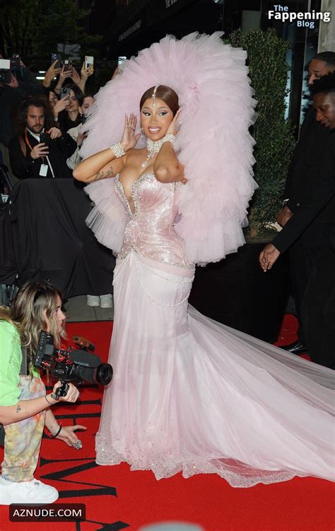 Cardi B Flaunts Her Sexy Nude Look At The Mark Hotel In New York Aznude