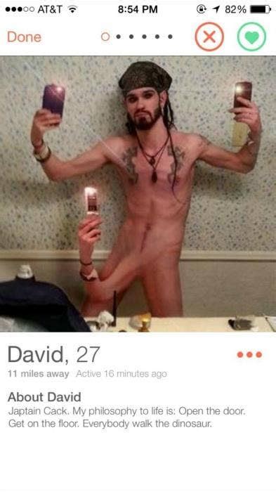 How To Take The PERFECT Naked Selfie Told By Porn Experts YourTango