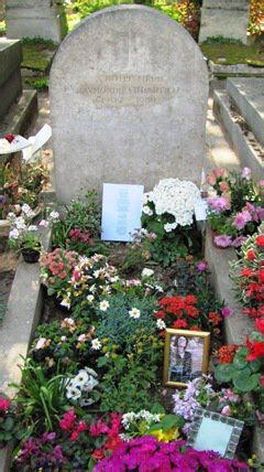 Greta garbo 1905 1990 find a grave memorial – Artofit