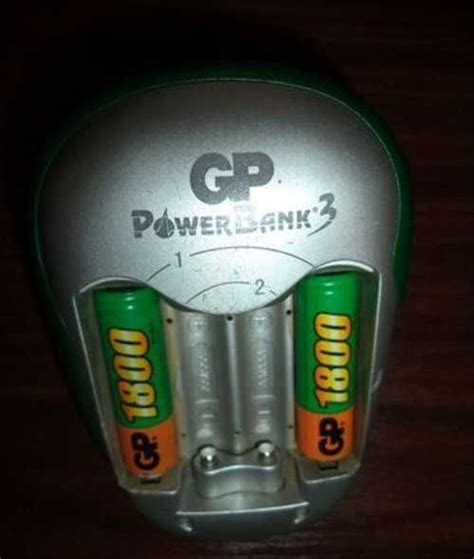 Зарядное устройство с батарейками | Festima.Ru – частные объявления