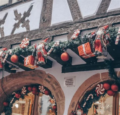 15 French Christmas Traditions To Embrace Wherever You Are