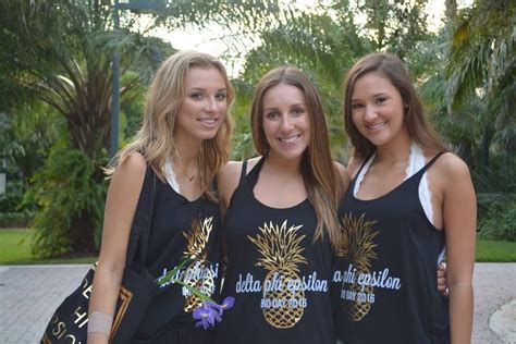 Delta Phi Epsilon at University of Miami #DeltaPhiEpsilon #DPhiE # ...