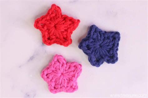 How To Crochet A Star Easy Crochet Star Pattern Sizes Treasurie