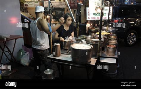 Chinese Thai Lady Selling Made From Scratch Hot Pot Food In Chinatown Bangkok Thailand Stock