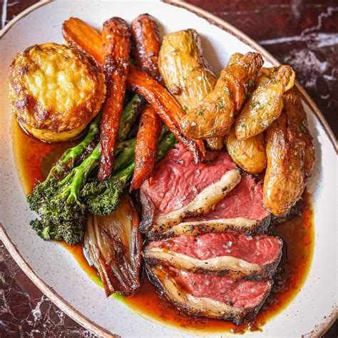 How To Cook The Perfect Sunday Roast | Mob