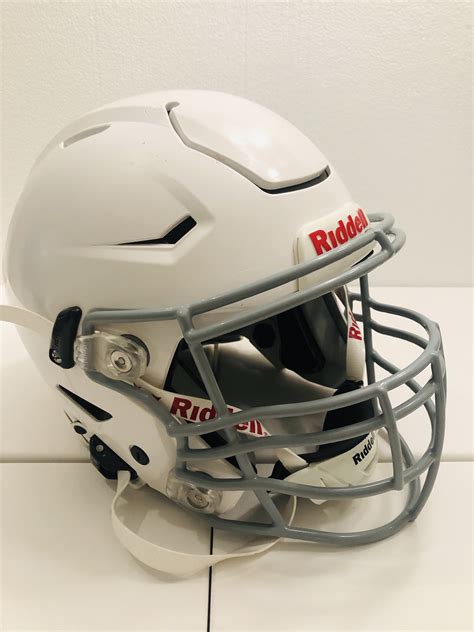 2021 Small S Youth Riddell Speedflex Football Helmet W Brand New Face