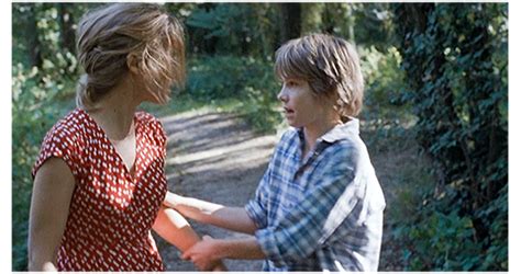 La Blonde Aux Seins Nus