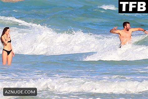 Dakota Johnson Sexy Seen Flaunting Her Hot Body In A Bikini On The Beach In Mexico Aznude