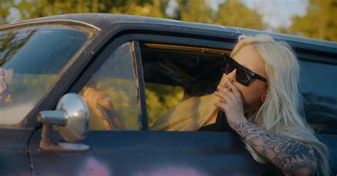 Sex realityserier från Svenskfinland ishockey graviditet raggarliv renovering och