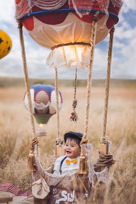 Hot Air Balloon Cake Smash Session 1 Year Birthday Ideas DIY Smash Cake Vintage Hot Air Hot