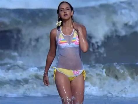 Hot Sexy Reshmi Bennett Bikini Pics