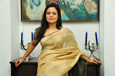 Mahua Moitra Wiki, Age, Caste, Husband, Biography - WikiBio