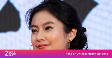 Dàn sao nữ phim The Naked Director Giải trí ZNEWS VN