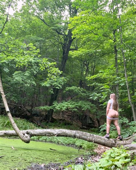 Amateur Files Mya For The Queen Mya For The Queen Porn Pic