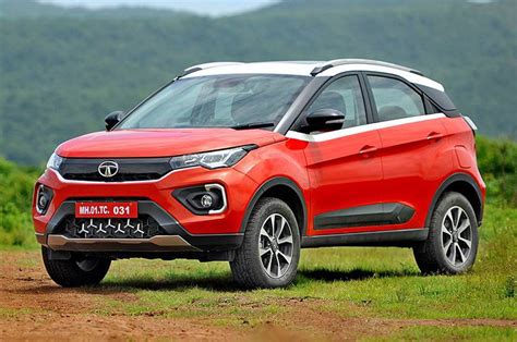 Top 5 Cheapest Petrol Automatic Suvs In India In 2021 Autocar India