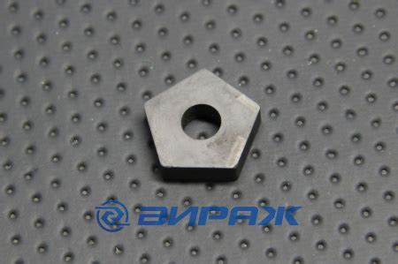 Купить напайка 5-ти гранная с отверстием ф6 H30 PNUA-110408 по выгодной ...