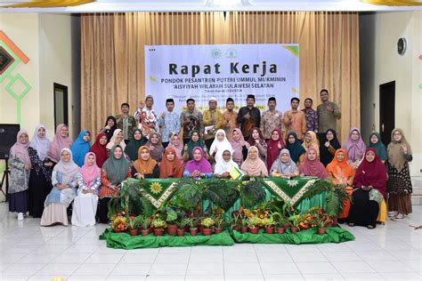 Rapat Kerja Pondok Pesantren Puteri Ummul Mukminin Aisyiyah Wilayah