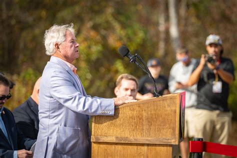 Local Reporting and Headlines from the Fayetteville Weekly Observer 22