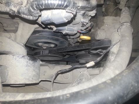 Замена ремней навесного оборудования: генератора и ГУРа — Mazda Familia ...