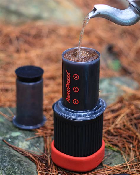 Aeropress Go Coffee Maker – FWD:Coffee